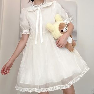 cute laces Lolita Pearl white princess dress